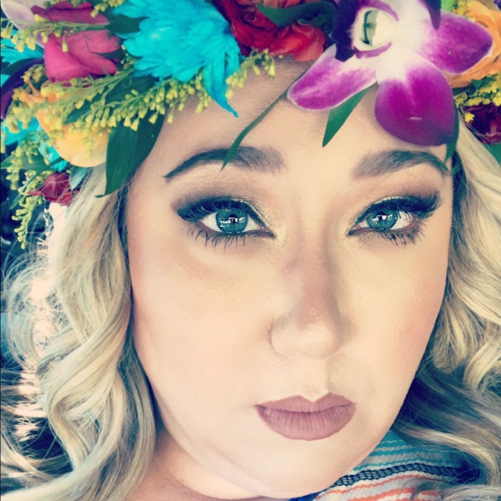 Meet your Posher, Andrea